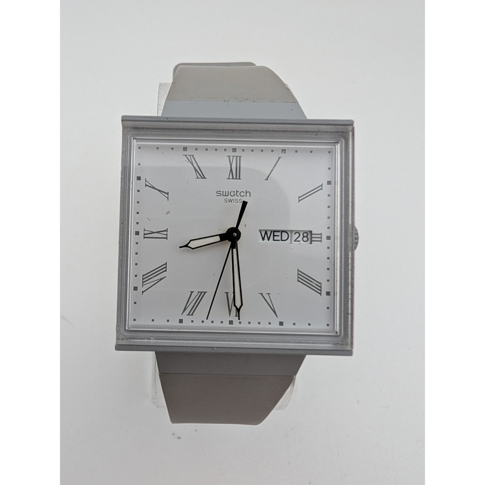 Swatch WHAT IF... GRAY? Unisex Watch 33mm Square Case- New Battery